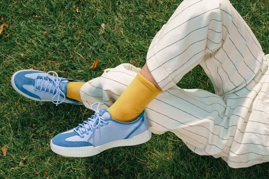 Hands-Free Shoes vs. Slip-On Shoes: What’s the Difference?